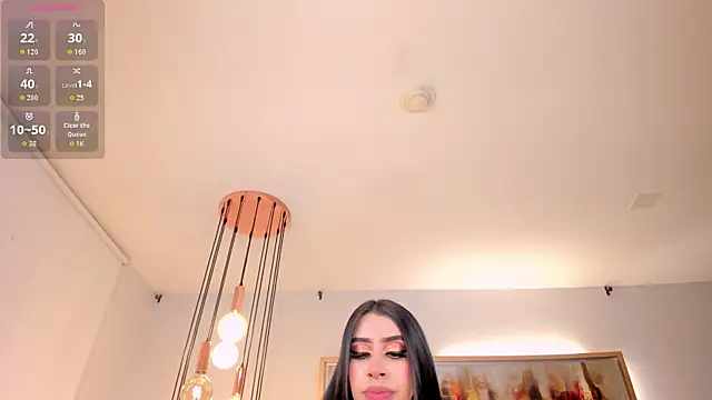 LeahLombardi  online show from 02-11-26, 03:22