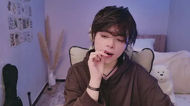 Snapshot of PaulTexx chatting on 10-16-25, 05:03 PaulTexx online show from 10-16-25, 05:03