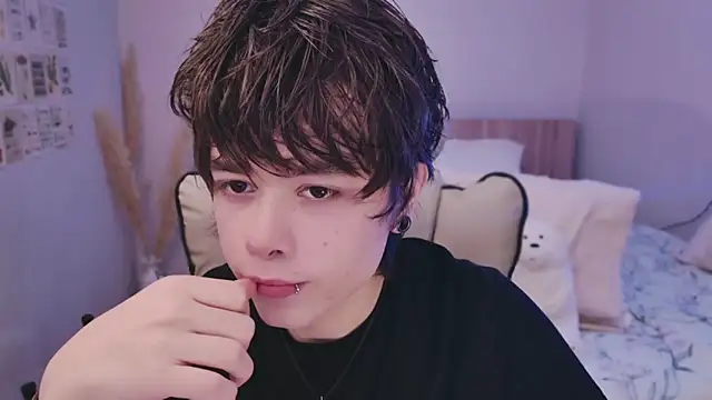 Snapshot of PaulTexx chatting on 10-24-25, 06:59 PaulTexx online show from 10-24-25, 06:59