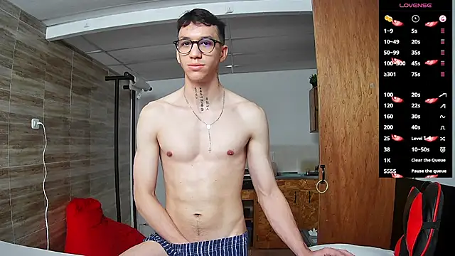 angelicious  online show from 09-29-25, 12:21