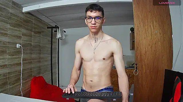 angelicious  online show from 09-30-25, 12:21