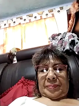 Snapshot of OliviaMorris1 chatting on 09-30-25, 06:24 OliviaMorris1 online show from 09-30-25, 06:24