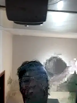 Snapshot of OliviaMorris1 chatting on 10-05-25, 04:38 OliviaMorris1 online show from 10-05-25, 04:38