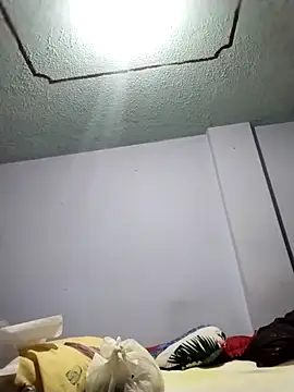 Snapshot of OliviaMorris1 chatting on 10-24-25, 10:44 OliviaMorris1 online show from 10-24-25, 10:44