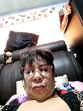 Snapshot of OliviaMorris1 chatting on 10-26-25, 02:45 OliviaMorris1 online show from 10-26-25, 02:45