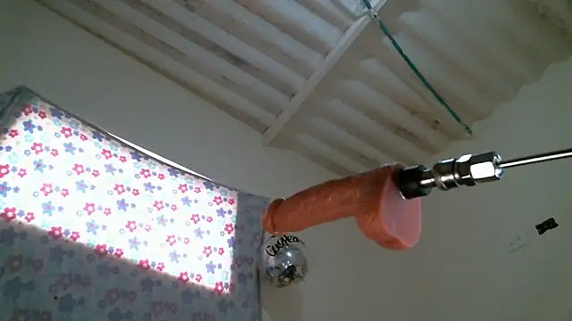 Monserrat Sweet online show from 11-27-25, 07:05