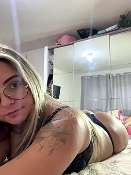 Snapshot of sophiemonroevip chatting on 10-30-25, 12:50 sophiemonroevip online show from 10-30-25, 12:50