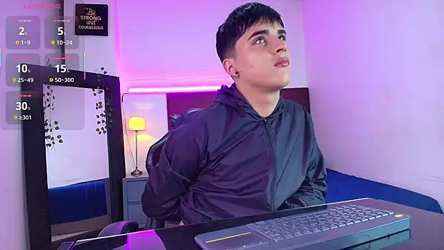 Lucass love online show from 10-07-25, 01:19