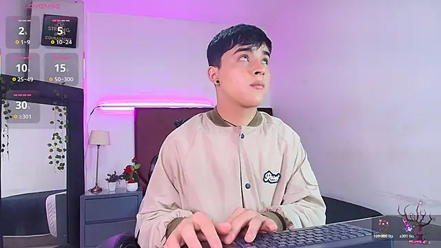 Lucass love online show from 10-20-25, 04:51