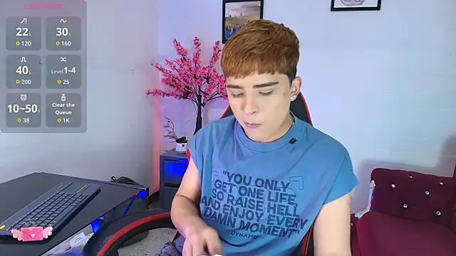 Lucass love online show from 06-28-26, 04:07