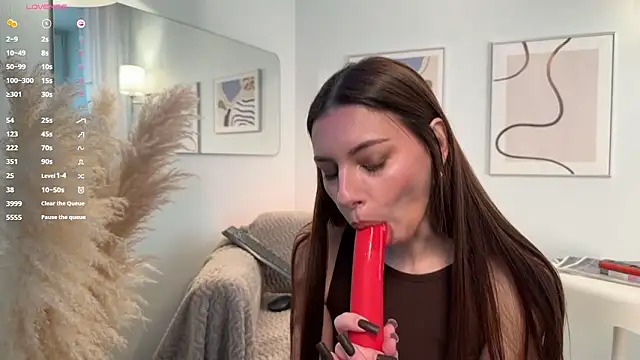 Snapshot of Amelie_Crosby chatting on 03-08-26, 12:53 Amelie Crosby online show from 03-08-26, 12:53