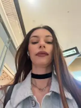Amelie Crosby online show from 06-27-26, 01:17