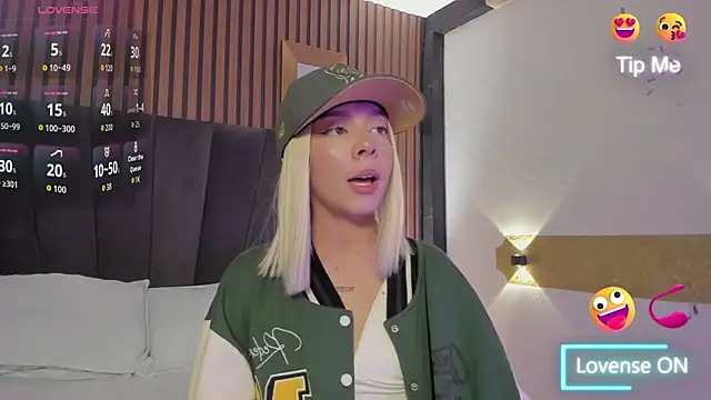 CleoWhite online show from 09-24-25, 06:17