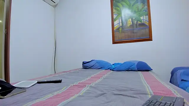 CleoWhite online show from 10-19-25, 06:19