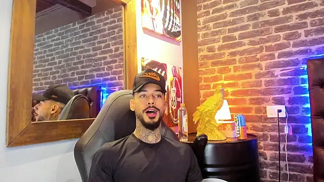 VinzenzRizzo online show from 11-19-25, 04:56