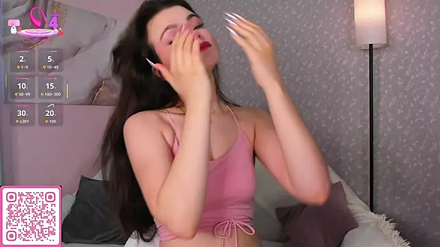 ShyEmma  online show from 10-04-25, 01:14