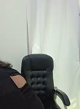 Snapshot of Bristy- chatting on 09-27-25, 09:14 Bristy- online show from 09-27-25, 09:14