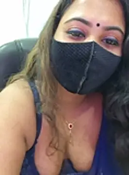 Snapshot of Bristy- chatting on 10-14-25, 09:59 Bristy- online show from 10-14-25, 09:59