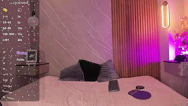 Snapshot of dulce_fiore07 chatting on 11-04-25, 07:13 dulce fiore07 online show from 11-04-25, 07:13