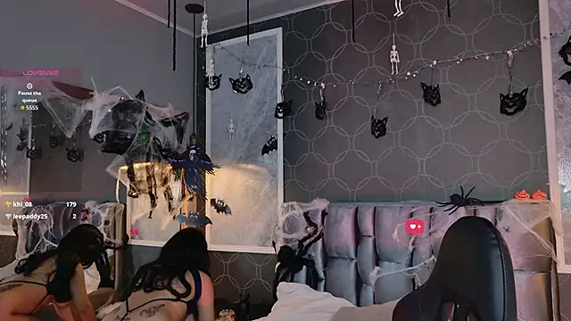 janetteJones  online show from 10-26-25, 03:23