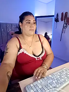 AndreaKinky online show from 10-20-25, 09:37