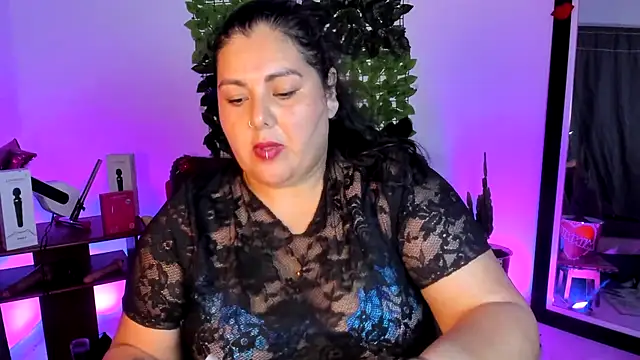 AndreaKinky online show from 06-25-26, 10:58