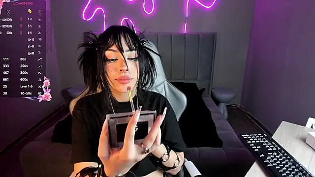 Sabrina bloom online show from 01-13-26, 09:42