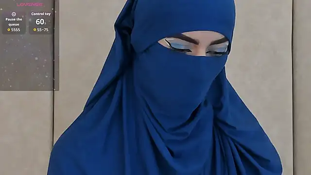 Snapshot of _Zahiira_ chatting on 09-09-25, 12:05 Zahiira online show from 09-09-25, 12:05