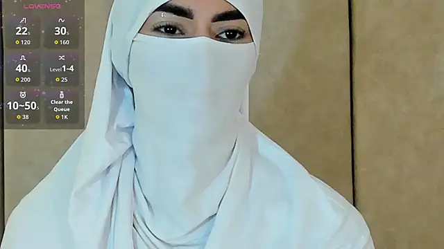 Snapshot of _Zahiira_ chatting on 09-16-25, 11:55 Zahiira online show from 09-16-25, 11:55