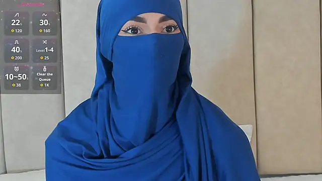 Snapshot of _Zahiira_ chatting on 09-23-25, 12:08 Zahiira online show from 09-23-25, 12:08