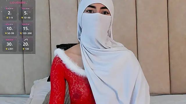 Snapshot of _Zahiira_ chatting on 12-01-25, 11:59 Zahiira online show from 12-01-25, 11:59