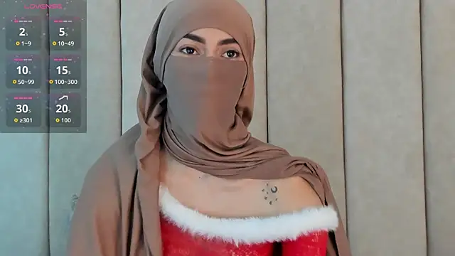 Snapshot of _Zahiira_ chatting on 12-22-25, 12:24 Zahiira online show from 12-22-25, 12:24