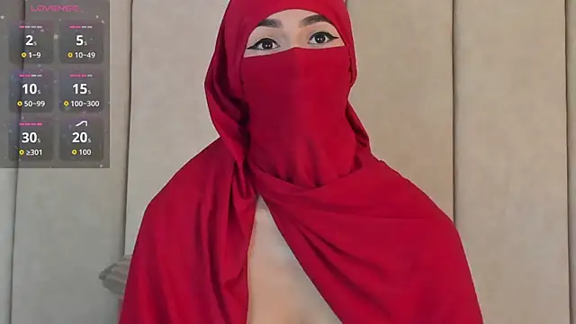 Snapshot of _Zahiira_ chatting on 01-08-26, 11:34 Zahiira online show from 01-08-26, 11:34