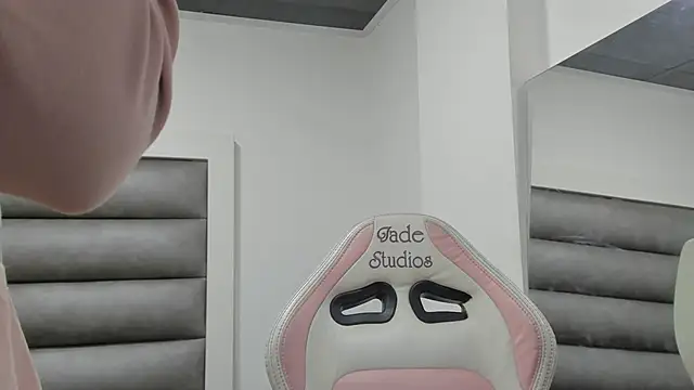 Andrea brunnette online show from 10-08-25, 12:58