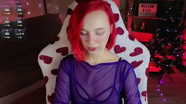 NaomiYoru online show from 12-20-25, 08:38