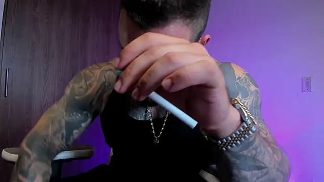 Snapshot of natevillage chatting on 09-22-25, 09:06 natevillage online show from 09-22-25, 09:06