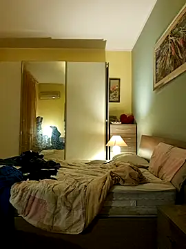 KalendaXL online show from 10-28-25, 07:05