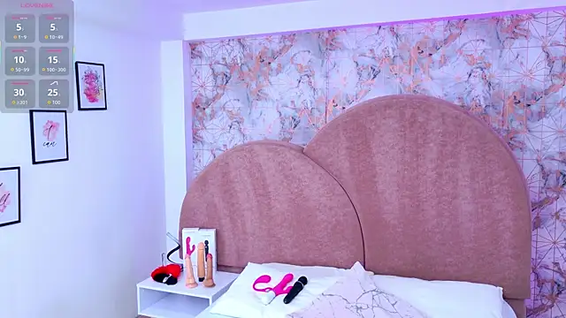 RavenGloomy online show from 11-17-25, 07:41