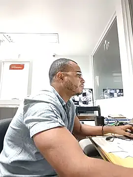 SanChacal5694 online show from 01-05-26, 10:13