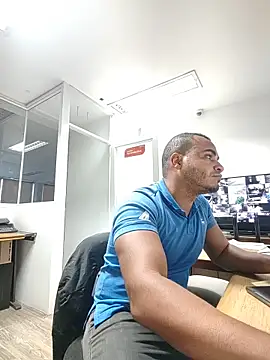 SanChacal5694 online show from 05-05-26, 10:18