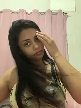 Snapshot of afroditii chatting on 11-12-25, 01:06 afroditii online show from 11-12-25, 01:06