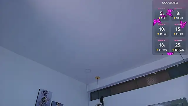 Snapshot of Rossi_ss1 chatting on 10-30-25, 03:08 Rossi ss1 online show from 10-30-25, 03:08