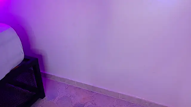 Taylorsmitth  online show from 01-08-26, 11:45