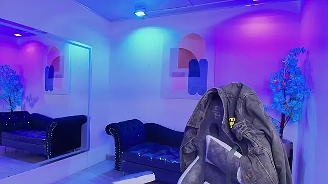 Snapshot of Infernus_vana666 chatting on 10-04-25, 11:52 Infernus vana666 online show from 10-04-25, 11:52