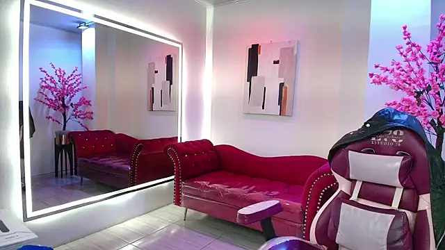 Snapshot of Infernus_vana666 chatting on 10-24-25, 07:32 Infernus vana666 online show from 10-24-25, 07:32