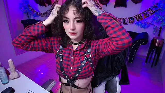 Snapshot of Infernus_vana666 chatting on 10-30-25, 12:28 Infernus vana666 online show from 10-30-25, 12:28