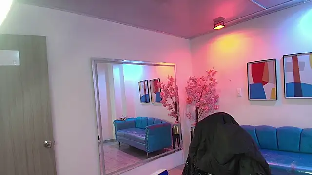 Snapshot of Infernus_vana666 chatting on 11-04-25, 11:09 Infernus vana666 online show from 11-04-25, 11:09