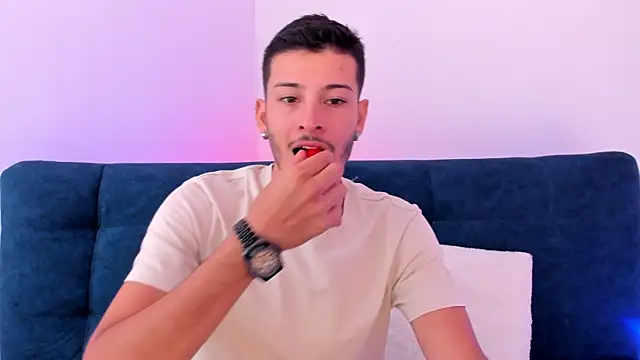  Monster cock4u  online show from 09-10-25, 06:30