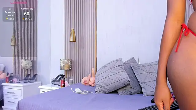 Snapshot of Skylar_Smith_ chatting on 10-15-25, 12:38 Skylar Smith online show from 10-15-25, 12:38