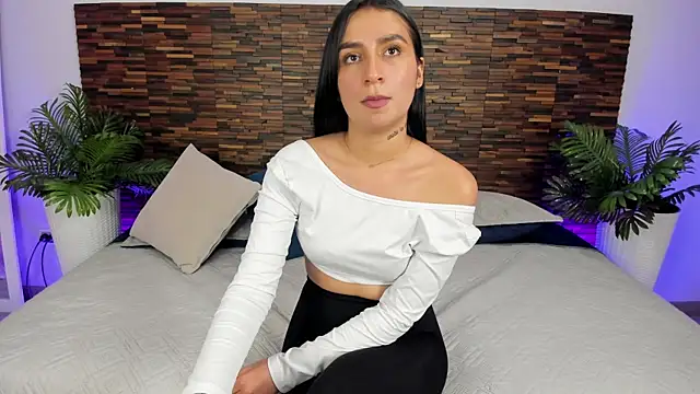 debra win online show from 11-25-25, 06:02